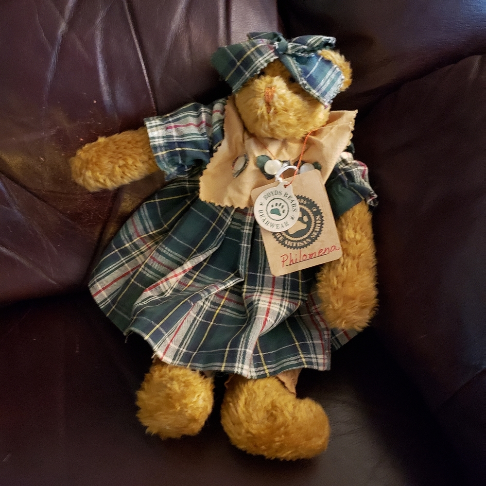 1995 Boyds Bears The Artisan Series Philomena